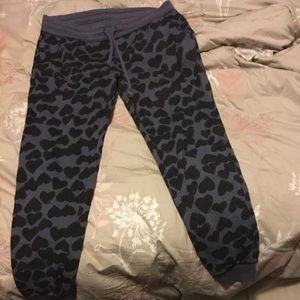 🚫SOLD🚫 Vs pink jogger pants M